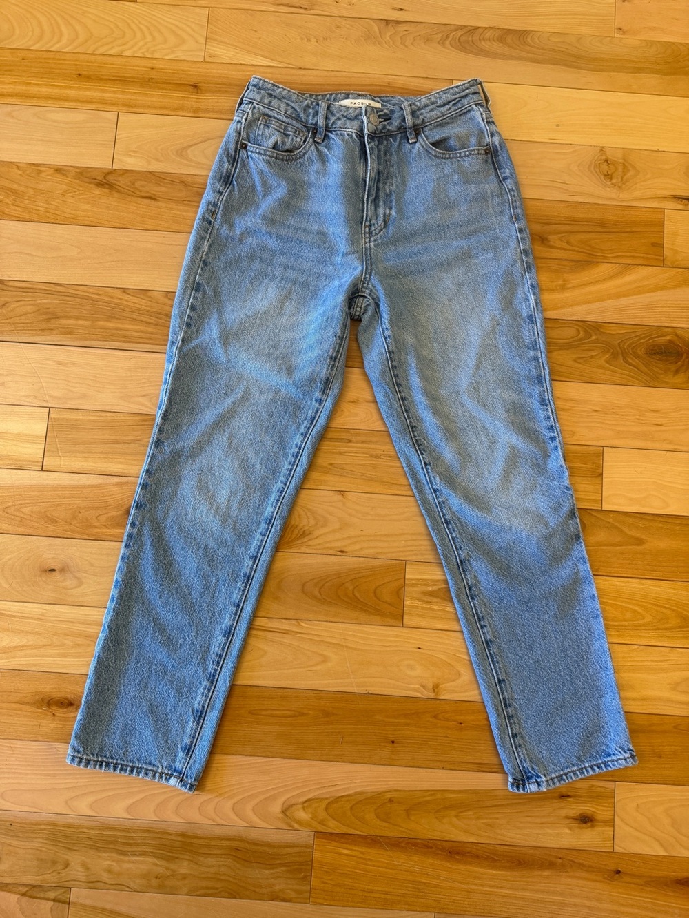 PacSun Women’s Mom Jean—Size 25